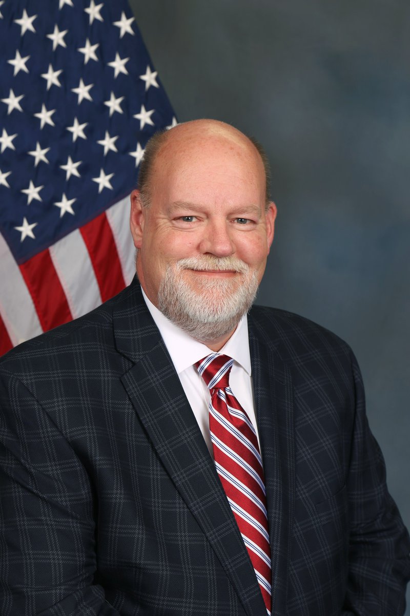 Jeff Carney was confirmed today as the new Executive Director of the <a href="/HC911ECD/">Hamilton County 9-1-1</a> . Congratulations Director Carney!  facebook.com/hc911/posts/pf…