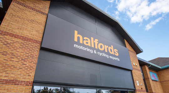 red1dz's tweet photo. The Juniper® AI-driven network provides an agile digital foundation for Halfords' continued success and drives a more consistent and convenient customer experience across locations and channels.
 https://t.co/gpwHVZu3OV https://t.co/HH4rUIKjDM