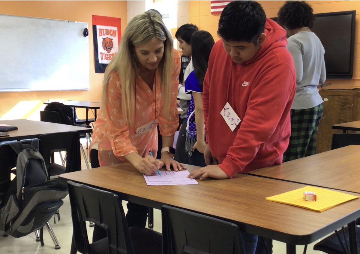 lindseybrewer's tweet photo. Activity: Find Someone Who as a Coordinate Plane Review #Getstudentstalking #getstudentsmoving #HuronTigers @HuronHighSchool https://t.co/cN6qEAvCiv