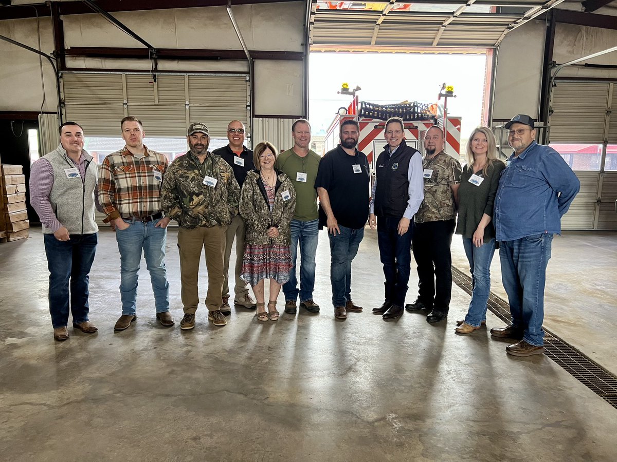 LtGovPinnell's tweet photo. Great start to the Lt. Governor’s Turkey Hunt in Okemah. With an industrial park and convenient location just off I-40, this is a perfect location for manufacturing, warehousing, hospitality development, and more. Excited to welcome new businesses to this community. #TurkeyHuntOK https://t.co/9IUOC1OFel