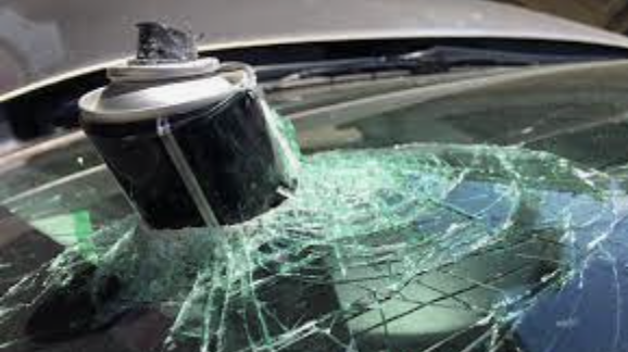 HiwasseeDamFD's tweet photo. On 80 degree days inside of your car reaches 120 degrees in 30 minutes. The temp limit of an aerosol can is 120 degrees. That means any can of hair spray, bug spray, etc. is a rocket. Just think if someone had hopped back in the car as this happened. 
No aerosol cans in cars. https://t.co/ETTTCrrt9D