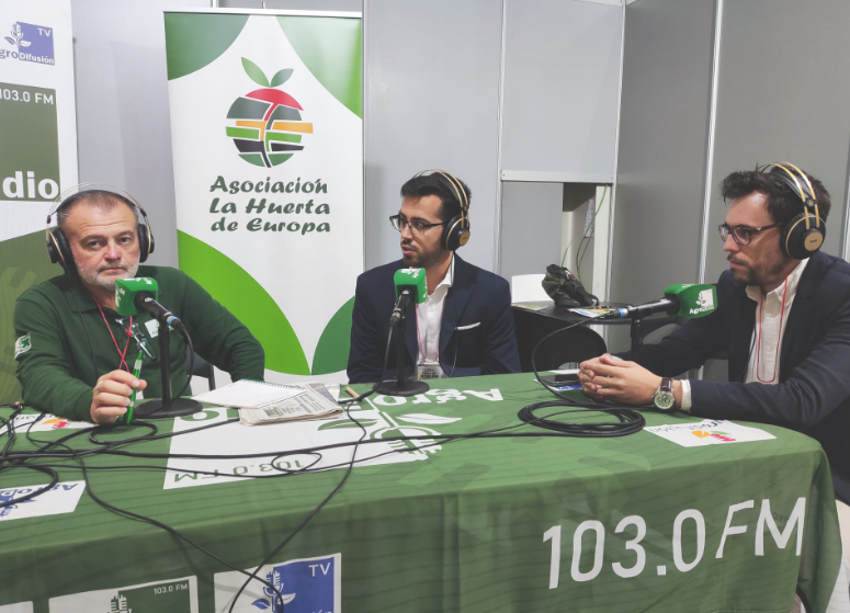 AgroDifusión Noticias (@agrodifusion) on Twitter photo FAME INNOWA || Pablo Romero, CEO Graniot, y Jesús González, técnico de precisión agrícola en Graniot
AgroRadio en directo desde Fame Innowa en Torre Pacheco (Murcia).
youtu.be/sX0bf2QKD_o FAME INNOWA || Pablo Romero, CEO Graniot, y Jesús González, técnico de precisión agrícola en Graniot
AgroRadio en directo desde Fame Innowa en Torre Pacheco (Murcia).
youtu.be/sX0bf2QKD_o