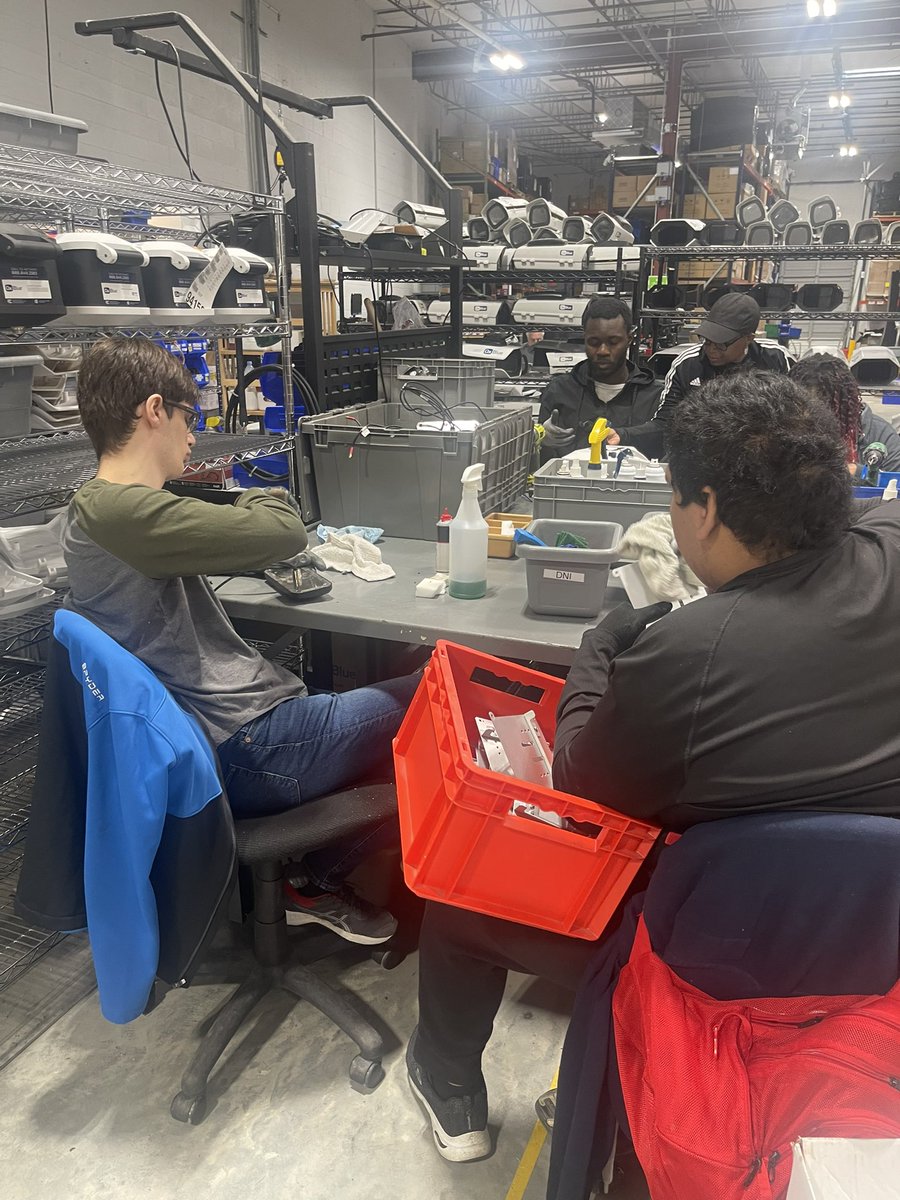 JJNunnally's tweet photo. Great things happening today with our partner @Oxblue! We are thankful for the inclusion and vocational opportunities provided to our Transition Interns. @APS_DSE #vocationtrainingmatters #postsecondaryoutcomes https://t.co/s9R4vhoP8z