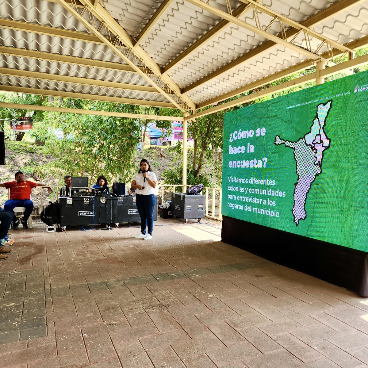 ESComoVamos's tweet photo. Hemos dado inicio a nuestra presentación de resultados de la Encuesta de calidad de vida Santa Tecla 2022. Agradecemos a los ciudadanos del municipio por acompañarnos 👏 https://t.co/V9FZAMBwvt