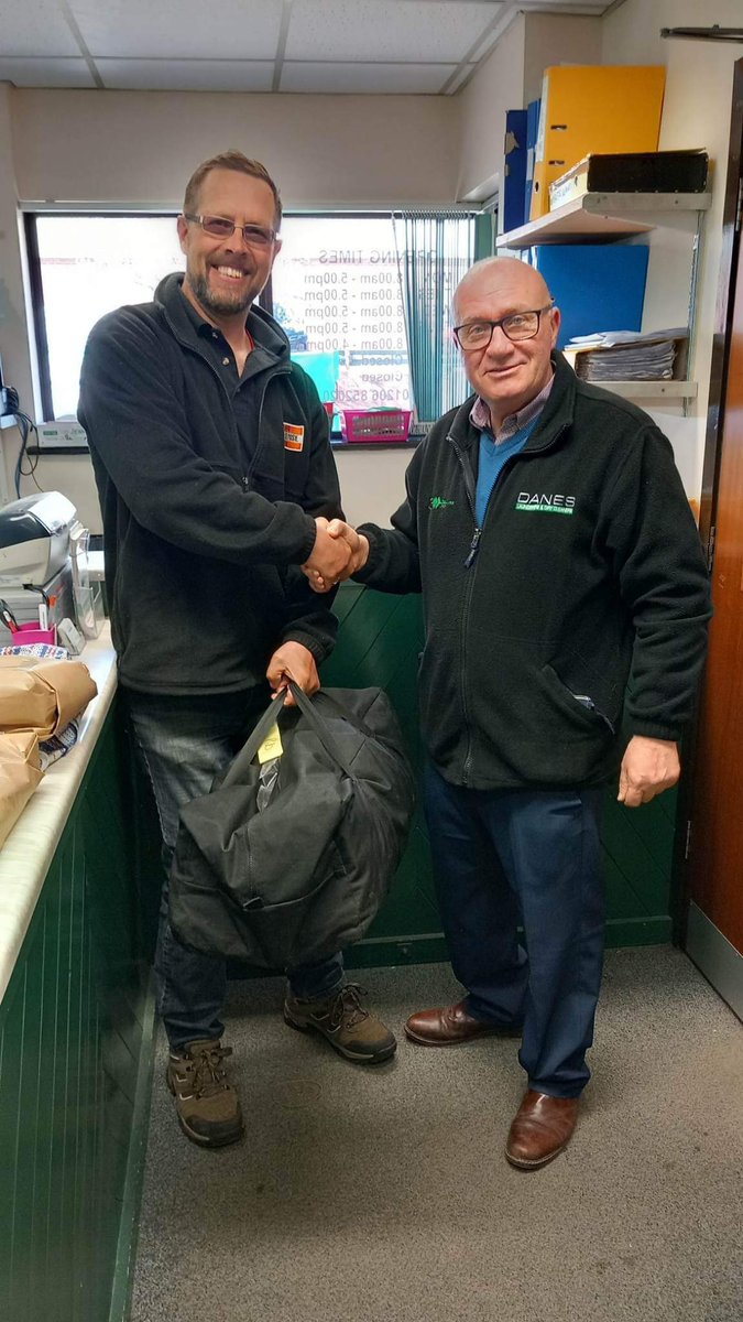 Huge thank you to John from Danes Laundry in Colchester as he cleaned the sides of our gazebo  free of charge, we greatly appreciate it  #NS4x4R #norfolk #4x4ResponseUK #suffolk