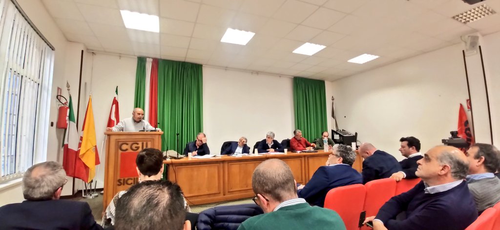 AgrigentoFai's tweet photo. Palermo, 19 aprile 2023: attivo unitario Fai, Flai e Uila per la approvazione dell'ipotesi di piattaforma del Contratto Integrativo Regionale per i lavoratori #forestali https://t.co/E0LgODKbyr