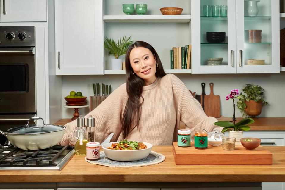 ForbesLife tweet media