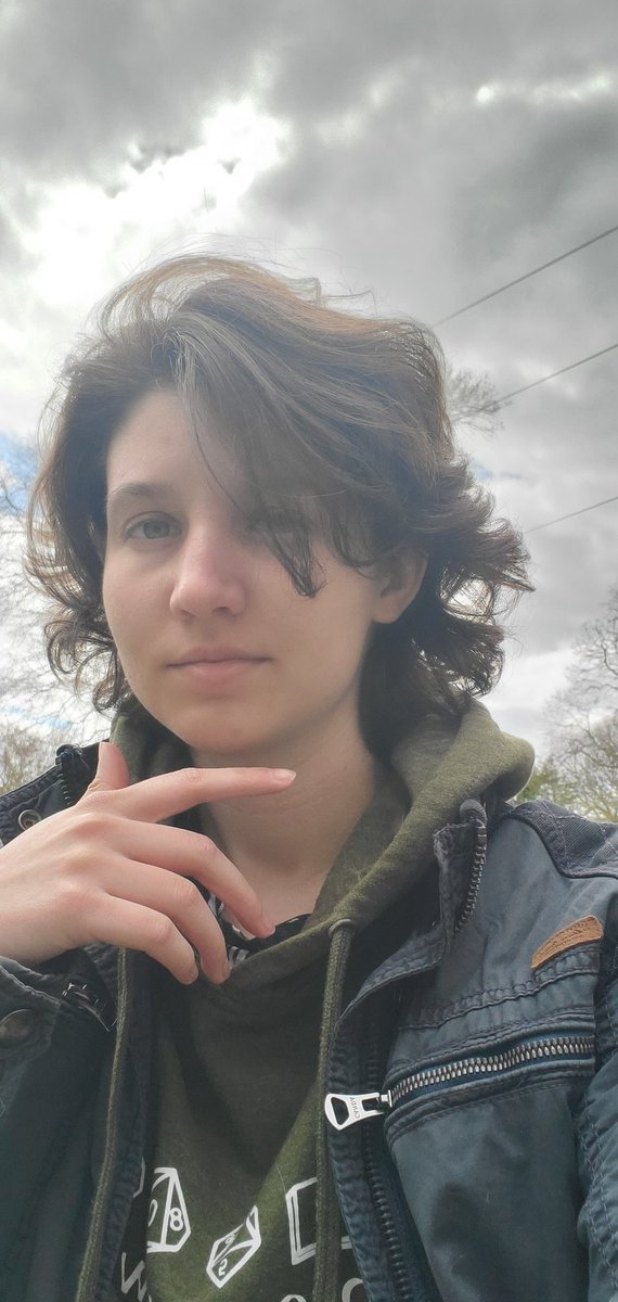 avweckman's tweet photo. Here's the proof of (the idea of dying my hair blonde to always be in Manny cosplay is very tempting) https://t.co/9HzlYAwbDj