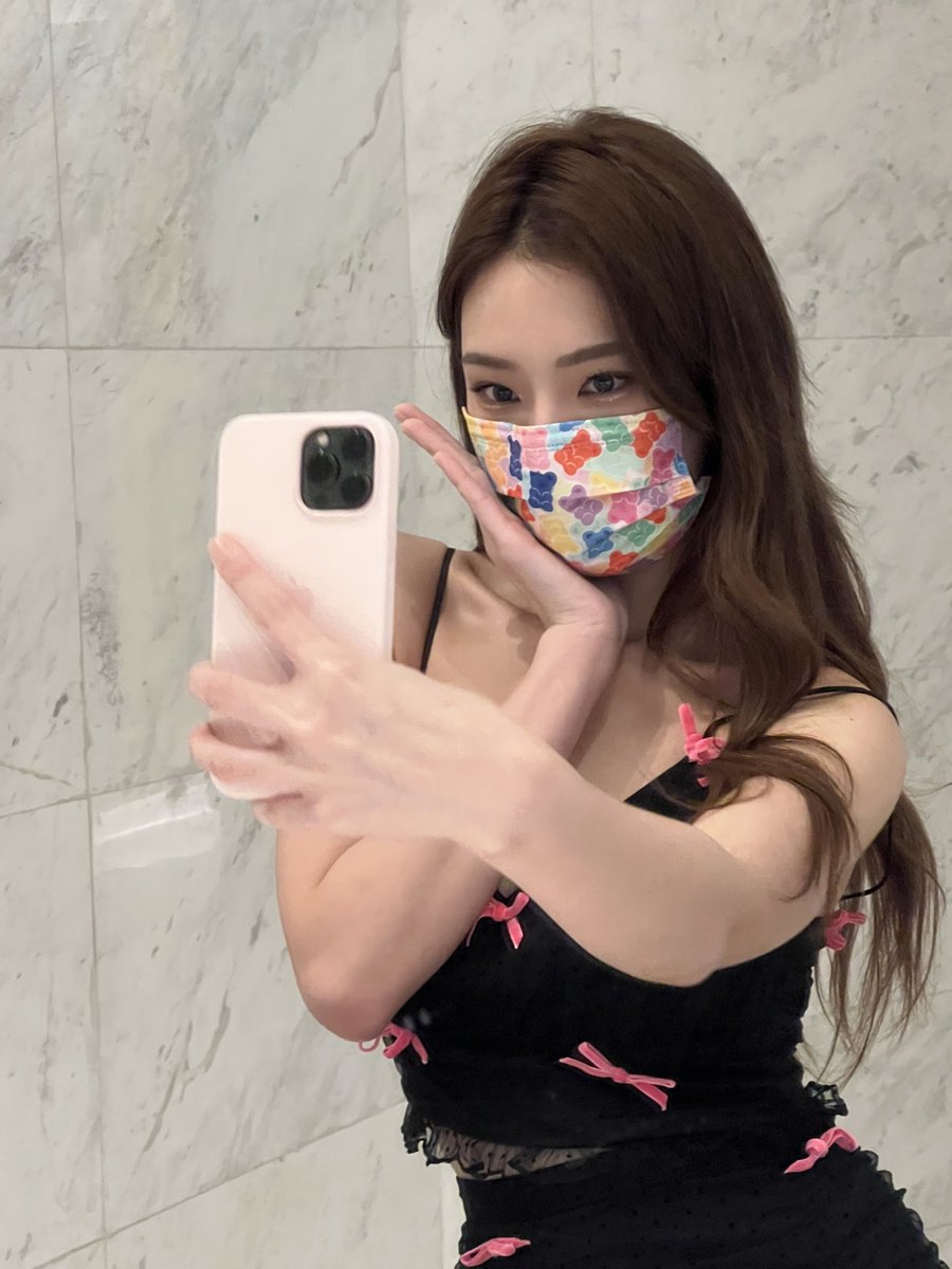 เ ฟิ น ค ย อ ง™️ tweet media