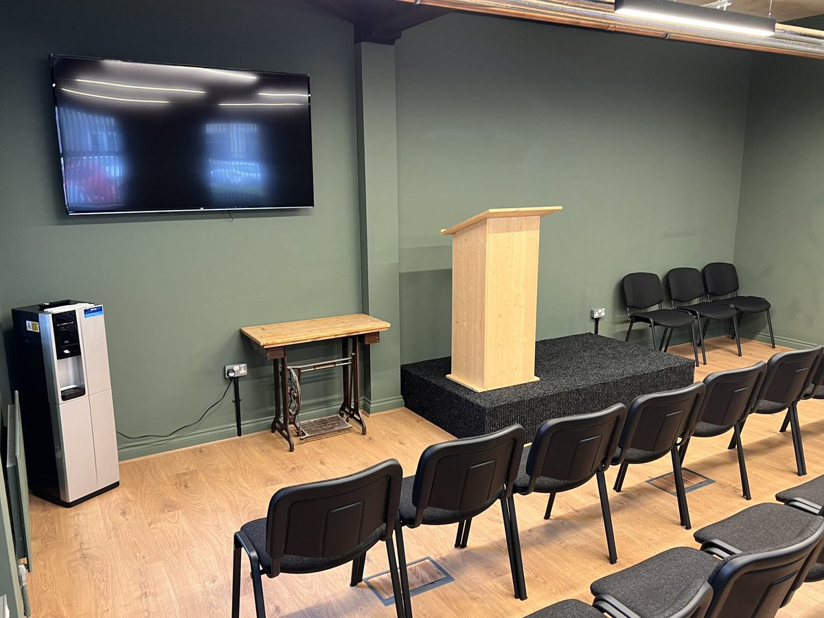 AndrewScottGB's tweet photo. And we’re live… the new seminar room at @TheAscotGroup is almost ready to welcome clients and our various teams to learn, develop and improve. https://t.co/3fGkoUFe5I