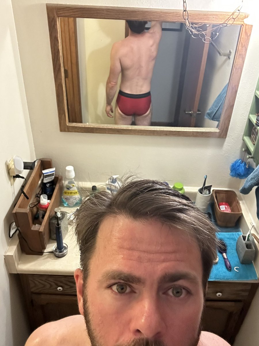 LoverBoy_8484's tweet photo. Red has always been my favorite color 
#underwear #briefs #muscular #bulge
#OF 
@OnlyFans https://t.co/u3ssA2Ivb8