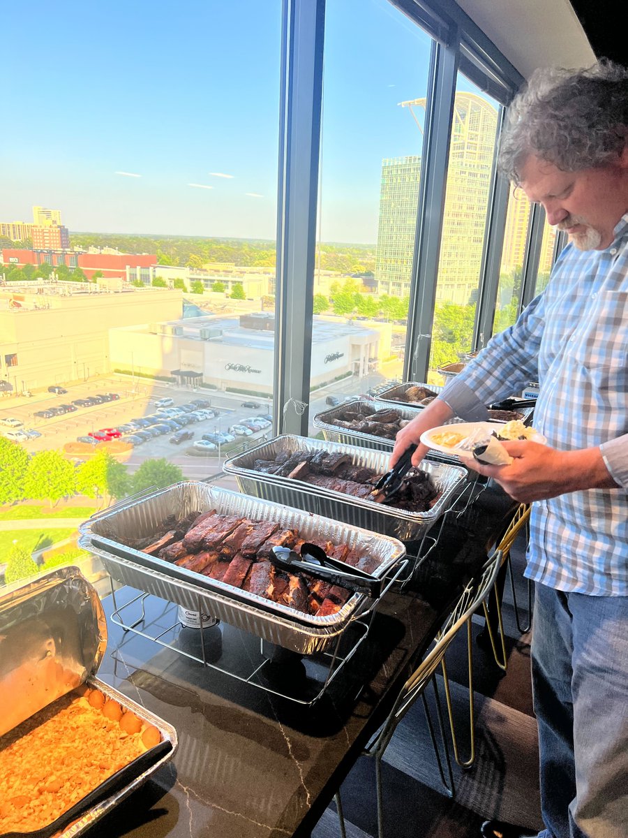 Tricentis's tweet image. The Performance Tour meet-up in Atlanta was a blast! Just look at that BBQ 😍 Don&apos;t miss your chance to attend the Austin meet-up to connect with professionals in #testing, #automation &amp;amp; #performanceengineering. 

🔥 Register today for a fiery good time: bit.ly/3GVMUPE