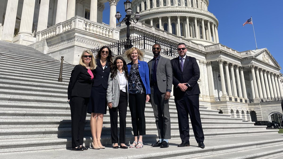 CSUSMAdvocacy's tweet image. The @CSUSM delegation is in DC and ready for a full day of advocacy! #CSUAdvocacy #CalState @calstate