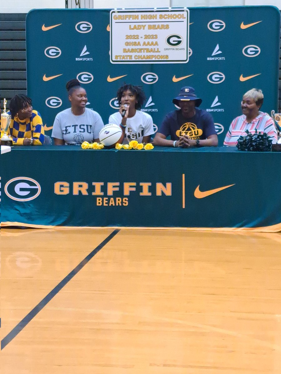 Congratulations to <a href="/Samiahballin/">Samiah T. Puckett</a>  for signing with East Tennessee State University.  #legend_of_da_G