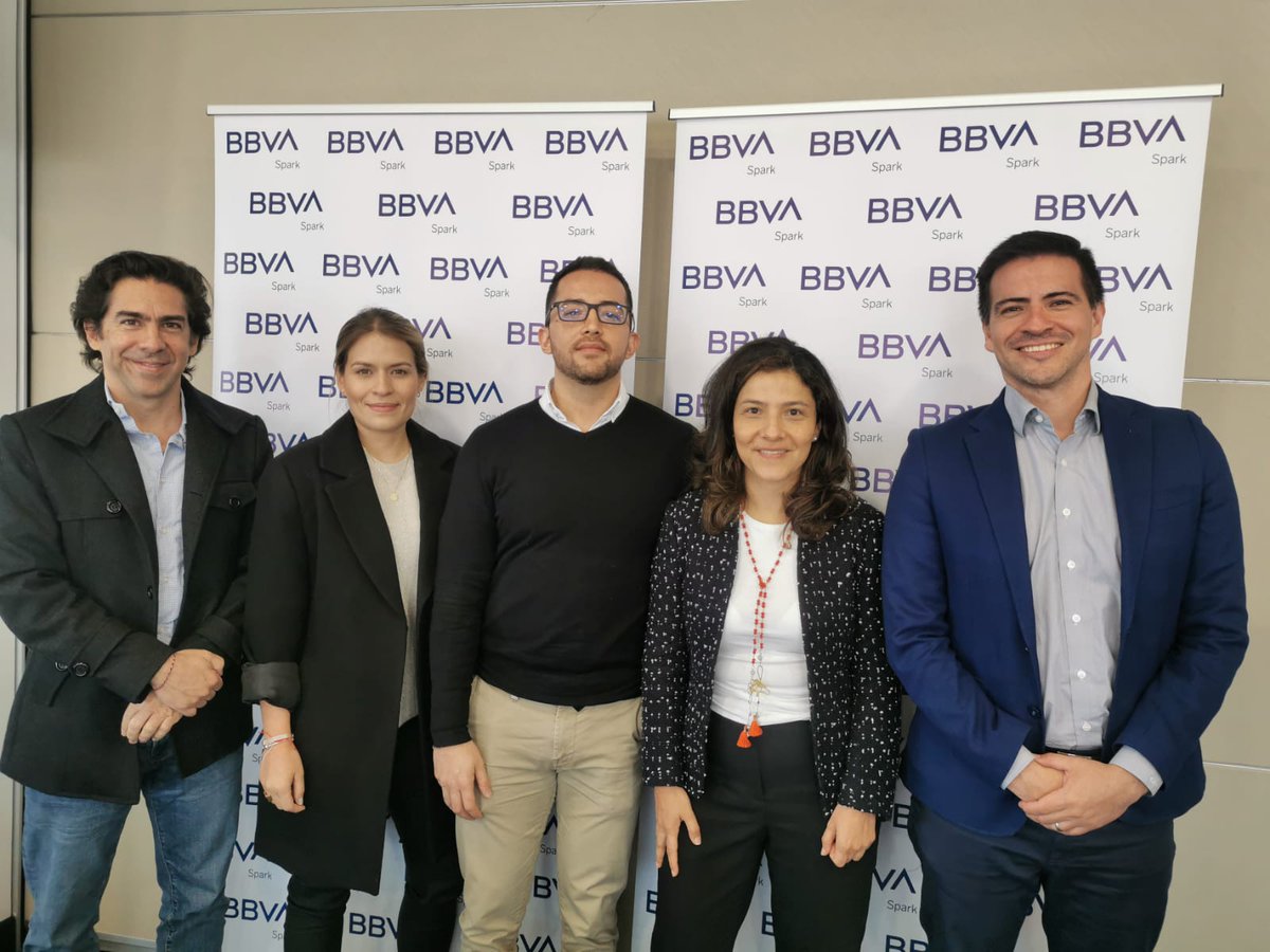 BBVASpark's tweet photo. 🚀 Ayer celebramos en Bogotá un Kick Off con 15 CFO’s de la comunidad de @EndeavorCol en el que participaron Eduardo Gonzalez, country manager de #BBVASparkColombia y Juana Tellez, economista jefe de @BBVAResearch. https://t.co/kxlYouM0PI