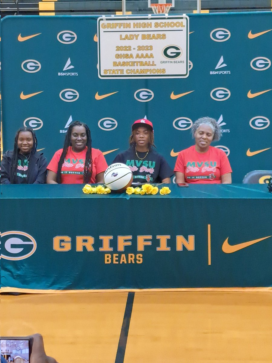 Congratulations to <a href="/DuranhamAaliyah/">Aaliyah Duranham</a> on signing with Mississippi Valley State University. #legend_of_da_G