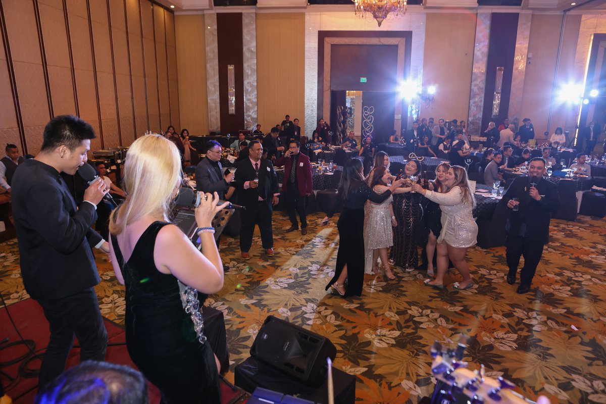 AltaResources's tweet photo. Congrats to the 77 amazing individuals who received our Ace of Spades award at our recent event held in in Manila on April 16! 

A special thanks to Project M and the Sisters of Mary School-Adlas Inc. Performing Arts Chorale Ensemble. Thank you for supporting our event! https://t.co/Q9BkzdYkg7