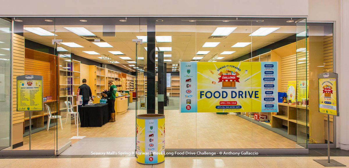 A_Gallaccio's tweet image. .@SeawayMall's #springitforward #weeklong #fooddrive #challenge #support @OpenArmsMission @TheHopeCentre #holytrinitychurch #welland #pleasedonate #letsfilltheshelves #letsfillthespace #thankyou
More photos: facebook.com/permalink.php?…