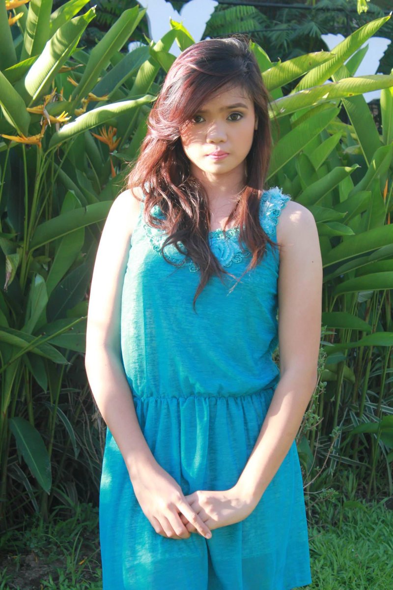 kristinapaay's tweet photo. What did you look like in 2014?
Luh sino ka jannnn 🤦🏻♀️
#TIPQC #MrAndMsFreshman2014 https://t.co/Fe85bNAvrq