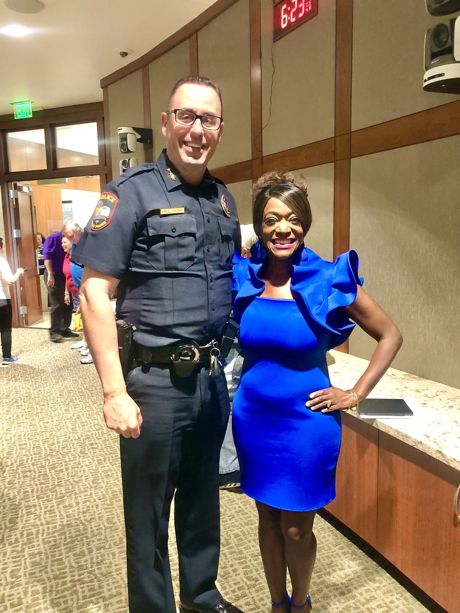 rbrowncrowder1's tweet photo. SO great seeing our Wonderful City Manager @ChiefDye & Awesome @ChiefScesney at @gp_tx City Council Meeting! It was an Honor to receive this April Autism Awareness Month Proclamation!
#drrhoonthego #drrhoallroadsleadtolove #calebscommunity #autismawareness #specialneedsmom https://t.co/rRGH559ydp