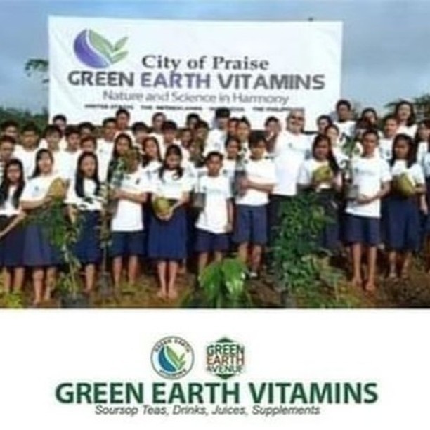 EarthVitamins's tweet photo. We have a children's mission in the Jungles of Kalimantan, Indonesia. Most of the children come from very poor families and reside within the jungle villages of Kalimantan, Indonesia (formerly part of Borneo).

Read more here https://t.co/gvm5UgN16P

#childrensmission #gofundme https://t.co/AQvebKMKdw