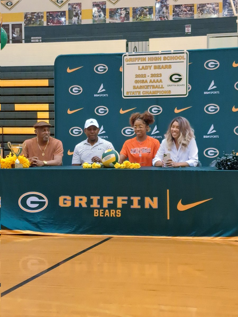 Congratulations to <a href="/ammemobley/">amme mobley</a> on signing to Brewton-Parker. #legend_of_da_G