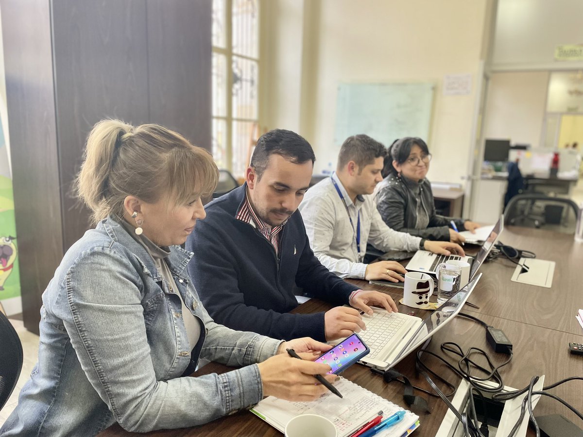 AgenciaPazCund's tweet photo. Nos reunimos como equipo para realizar seguimiento a las acciones adelantadas durante la  vigencia 2022 en el marco del reporte ITA «Índice de Transparencia y Acceso a la Información» y avanzar en el plan de mejoramiento para  este 2023.
#Cundinamarca
#RegiónQueProgresa https://t.co/QVHRH6gZGH