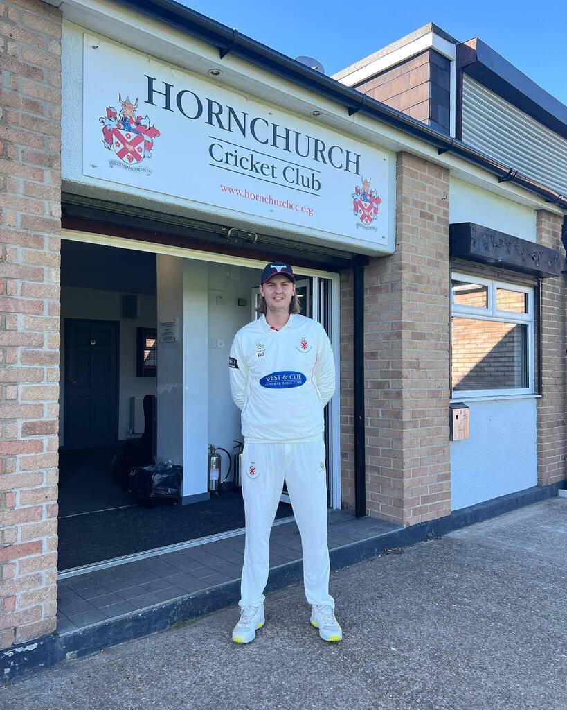 HCCOfficial's tweet photo. 🚨New HCC red ball kit has arrived from @grizzlybearsports 🚨
Thank you to our sponsors @westandcoefd @everyoneactive & GMI
#juniorcricket #cricket #cricketlife #cricketislife #cricketclubs #coltscricket #ilfordcricketground #seriouscricketer #ilfor… https://t.co/86ZofhpHma https://t.co/MSuR500buY