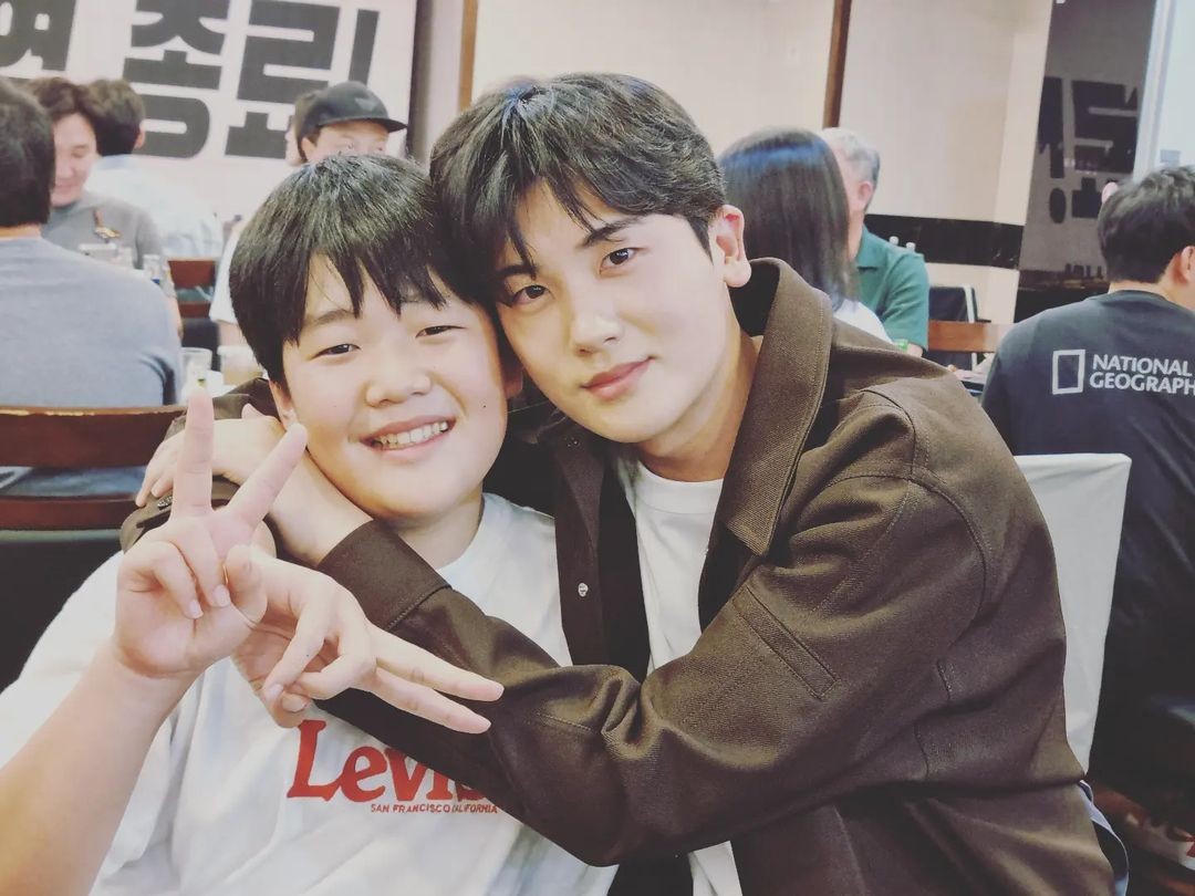 ppcavengers's tweet photo. Lim Han-Bin iG update 💕
📸. eunsu2141
#ParkHyungSik #박형식
#LimHanBin #임한빈
#YouthClimbTheBarrier #청춘월담
#OurBloomingYouth https://t.co/HdXgXUO722