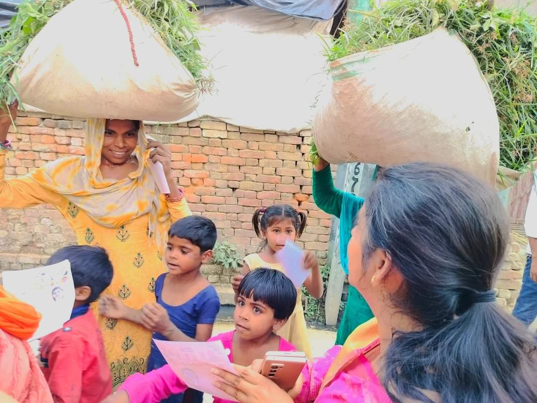 DrAnukritibjp's tweet photo. आज गांव इकोदा में अपनों के बीच जनसंपर्क के दौरान...
आपके असीम स्नेह, आशीर्वाद एंव जनसमर्थन के लिए बहुत आभार...
सभी इकोदावासियों ने ठाना है, सैदनगली नगर पंचायत में कमल खिलाना है ।
#saidnagaliwithanukriti
#tripleenginesarkaar
@BJP4UP
@Bhupendraupbjp
@idharampalsingh https://t.co/mHEgZ4ejBL