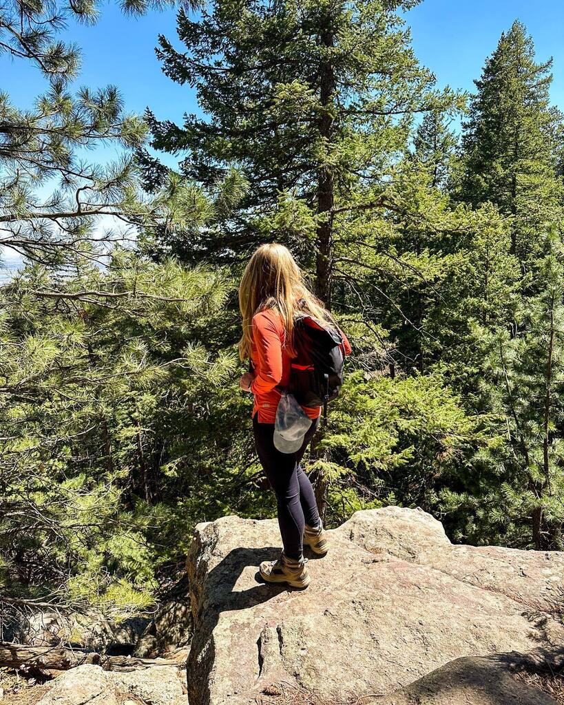 coco_kendall's tweet photo. Finally got out into nature last weekend for the first time in a month and it was a blast! Drove to Boulder to hike the FlatIrons Loop trail which was pretty busy at the start as it was such a great day! The views were great and the beginning was even a … https://t.co/sugjHf3DGJ https://t.co/KmsKvF4Xzu