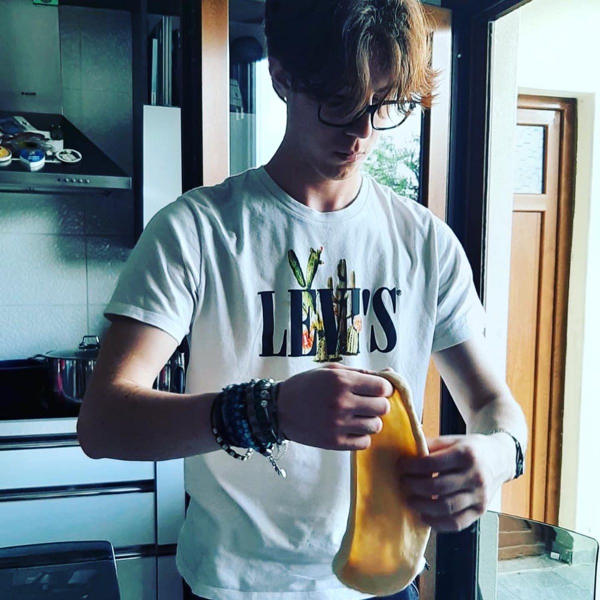 AFSTurkiye's tweet image. 😋Mantı ile ravioli aynı sofrada buluştu!

🧑‍🍳 AFS programlarıyla İzmir’de konuk ettiğimiz öğrenciler ve gönüllülerimiz yeni tarifler öğrenerek yemek pişirdiler ve aynı masada farklı kültürlerini paylaştılar. ✨

#afsprograms #afseffect