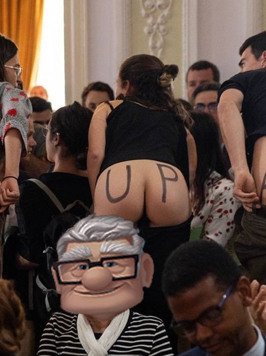 Insónias em Carvão tweet media
