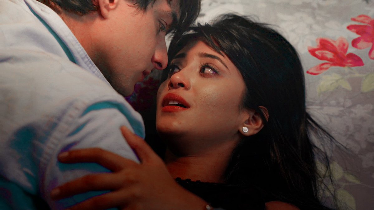 softkaira's tweet photo. 𝘐 𝘸𝘢𝘴 𝘮𝘢𝘥𝘦 𝘧𝘰𝘳 𝘭𝘰𝘷𝘪𝘯𝘨 𝘺𝘰𝘶
𝘌𝘷𝘦𝘯 𝘵𝘩𝘰𝘶𝘨𝘩 𝘸𝘦 𝘮𝘢𝘺 𝘣𝘦 𝘩𝘰𝘱𝘦𝘭𝘦𝘴𝘴 𝘩𝘦𝘢𝘳𝘵𝘴 𝘫𝘶𝘴𝘵 𝘱𝘢𝘴𝘴𝘪𝘯𝘨 𝘵𝘩𝘳𝘰𝘶𝘨𝘩.....
#Yrkkh || #Kaira 
#MohsinKhan || #Shivangijoshi https://t.co/NoayWrUQ83