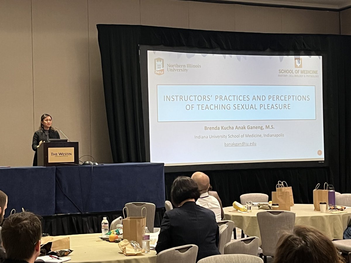 Now in Grand 3: 1st year student <a href="/brenda_kucha/">Brenda Kucha</a> outlines her work in teaching sexual pleasure #theCGEA <a href="/TheCgea/">The CGEA</a> #MedEd