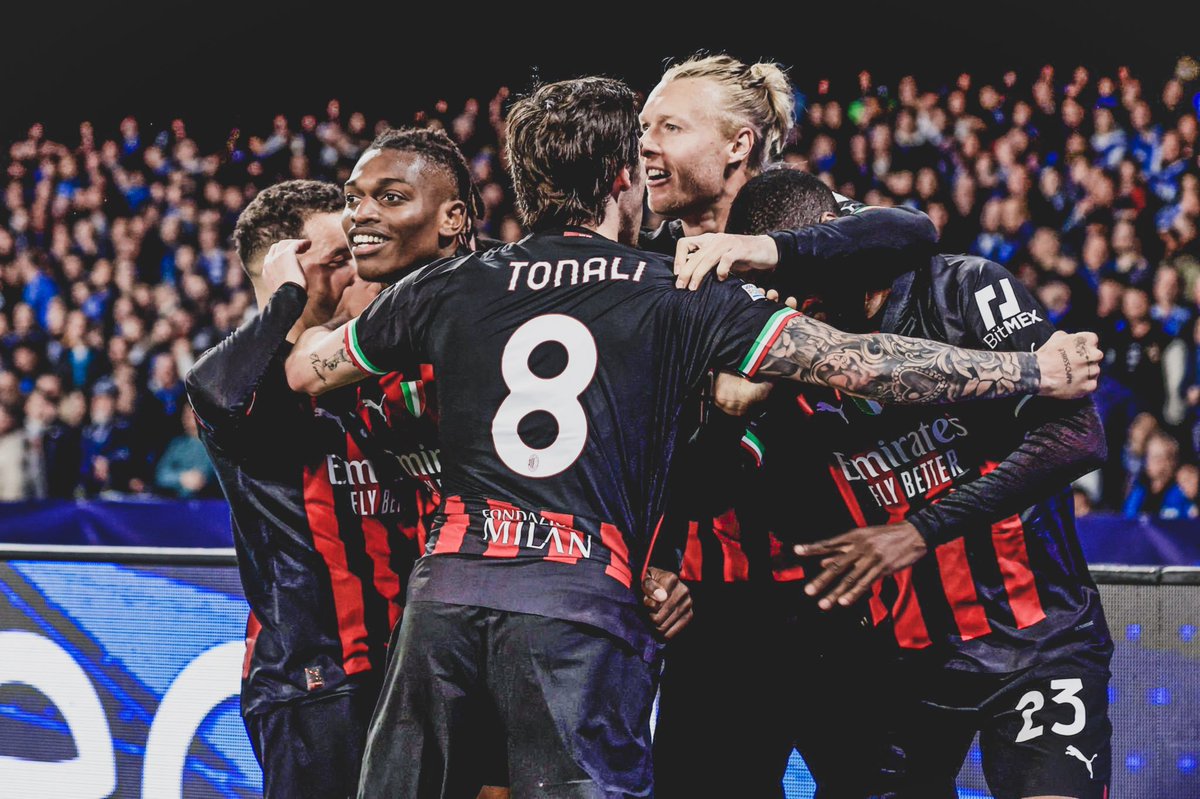 A humildade venceu .. estamos nas meias finais . Forza milan ❤️🖤