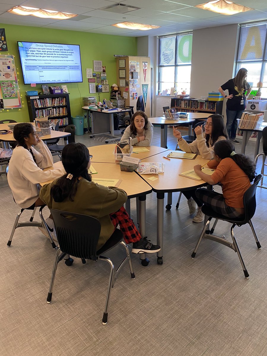erms_DCSD's tweet image. ERMS students taking part in Group Speed Debates in Mrs. Phelps ELA class