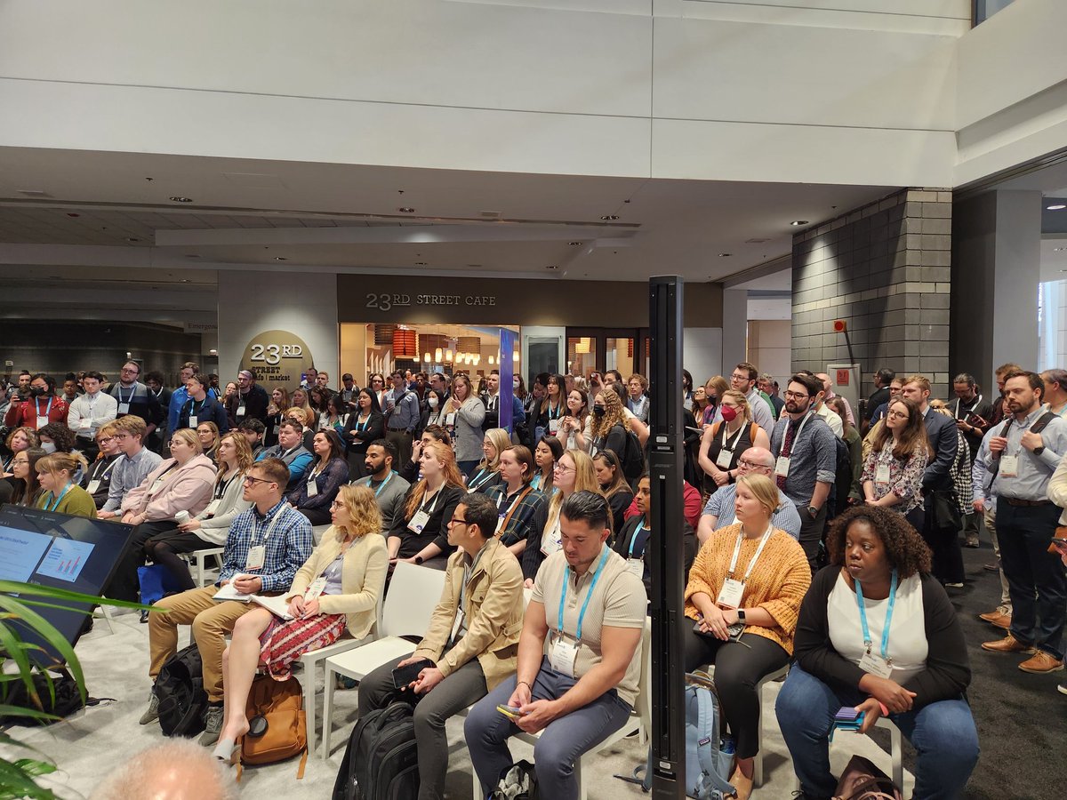 James_Teats's tweet photo. Big crowd for this important discussion at #HIMSS23. 👇 https://t.co/tOmhtkoqjw
