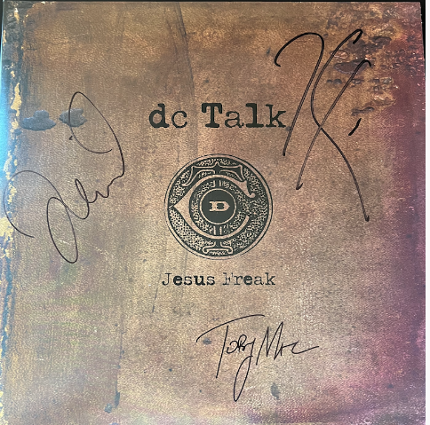 dctalkofficial's tweet photo. Bid for your chance to win an Autograph Vinyl. 
https://t.co/OY1Nayhfvk

#Jesusfreak #auction https://t.co/eITaMlaZ0B