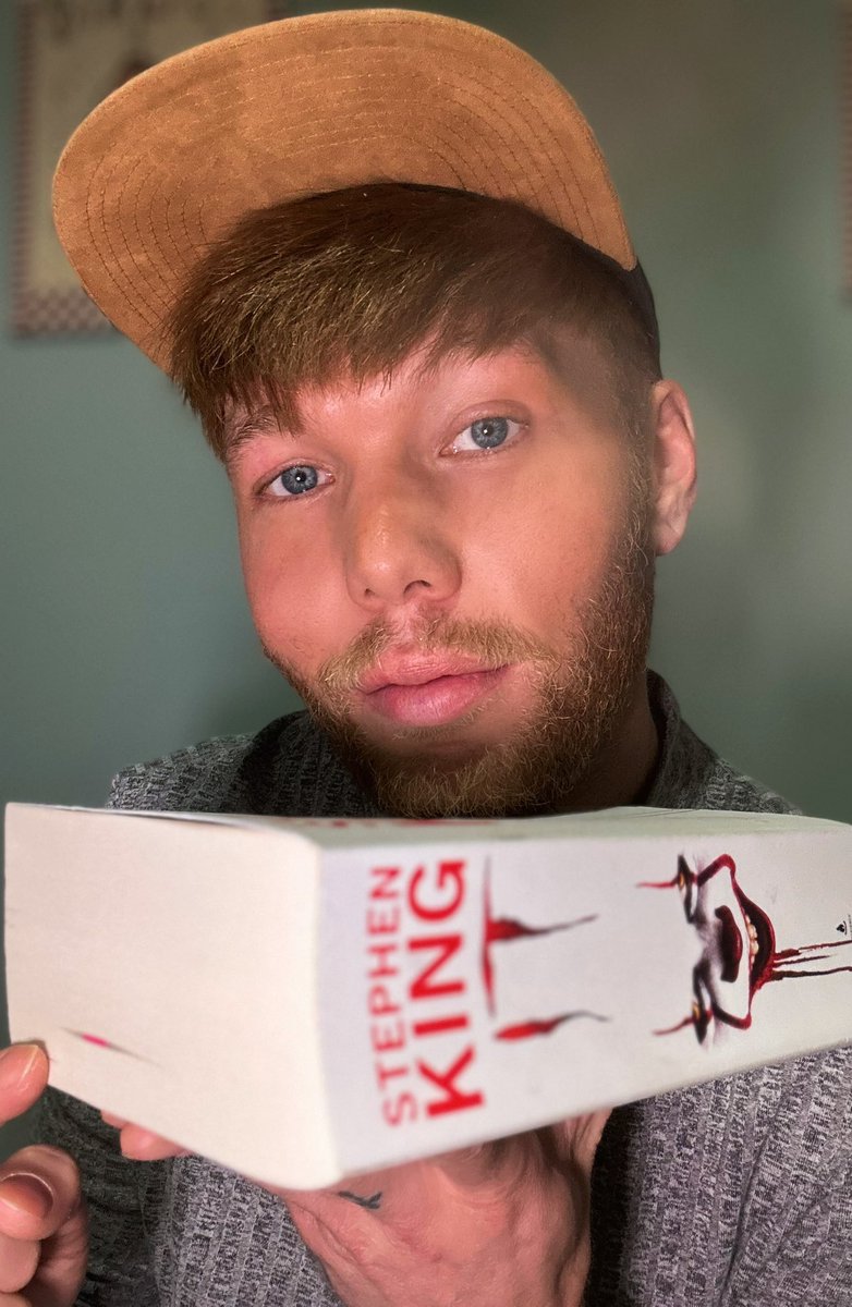 dpbryantauthor's tweet photo. One of my bucket list books for 2023 and I’m almost finished! 😬 #IT #pennywise #amreading #readingrec #WritingCommmunity https://t.co/Cc1tTzvolB