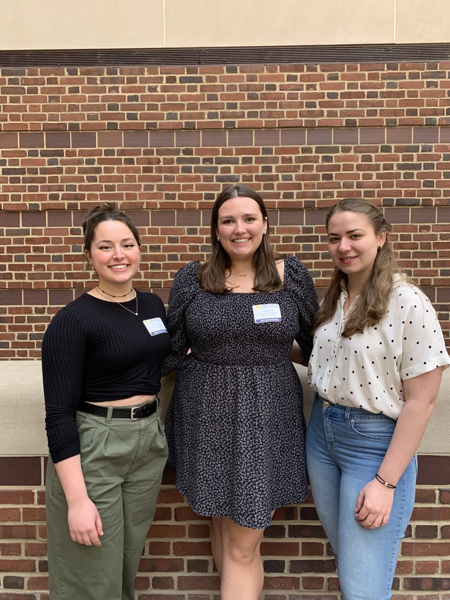 Stephenson_Lab's tweet photo. Huge congrats to our senior undergrads Kara Greene, @yulia_rakova, &amp; @anna_rapp_ for being awarded @MichiganChem department undergrad awards 💛💙 https://t.co/4GaSsvu603