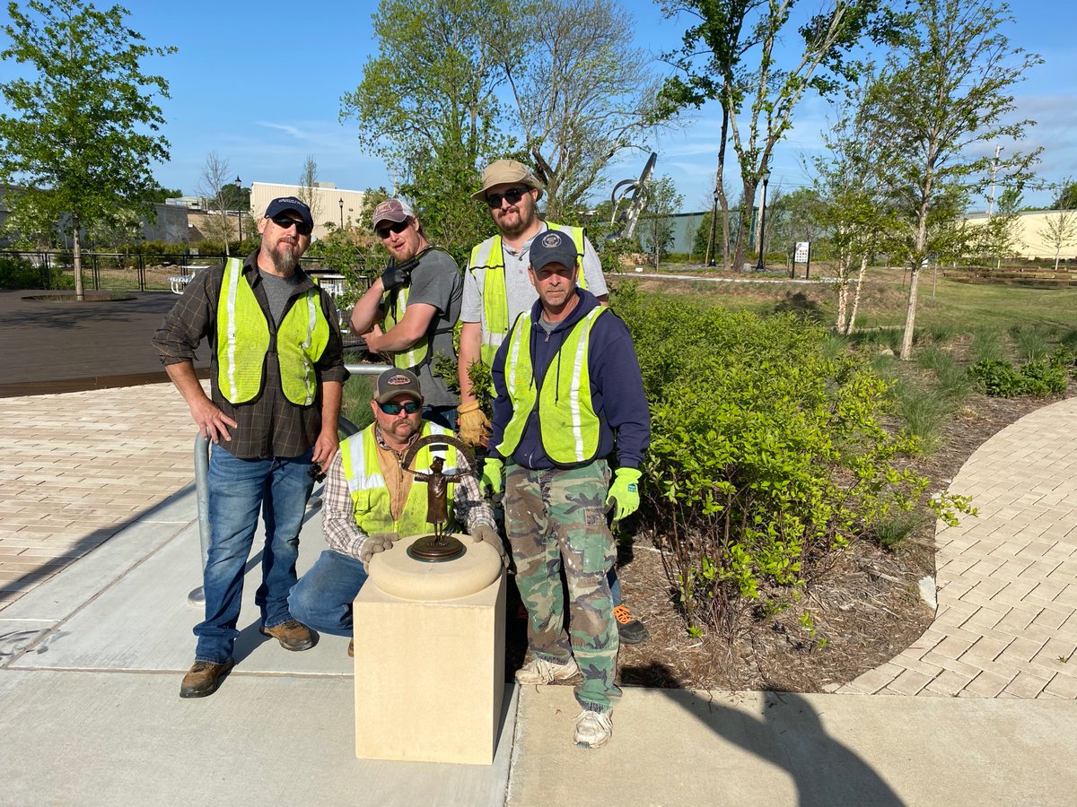 CityofConway's tweet photo. The Conway Department of Public Works spent the morning installing the world famous Tiny Toads throughout the city. #tinytoads #toadsuck https://t.co/4wRW5cyHCJ