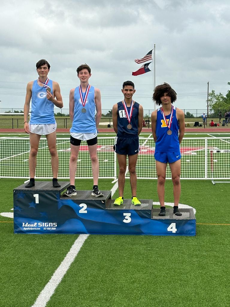 GtownTrack's tweet photo. Race one of the day, and the Eagles take home the top two spots in the 3200! @josephnwienen takes home the area championship and gold medal, and @NolanHouse05 takes silver. These guys on the track is a great way to start any meet!! #DistanceSpeed https://t.co/TRO5PC1t1c