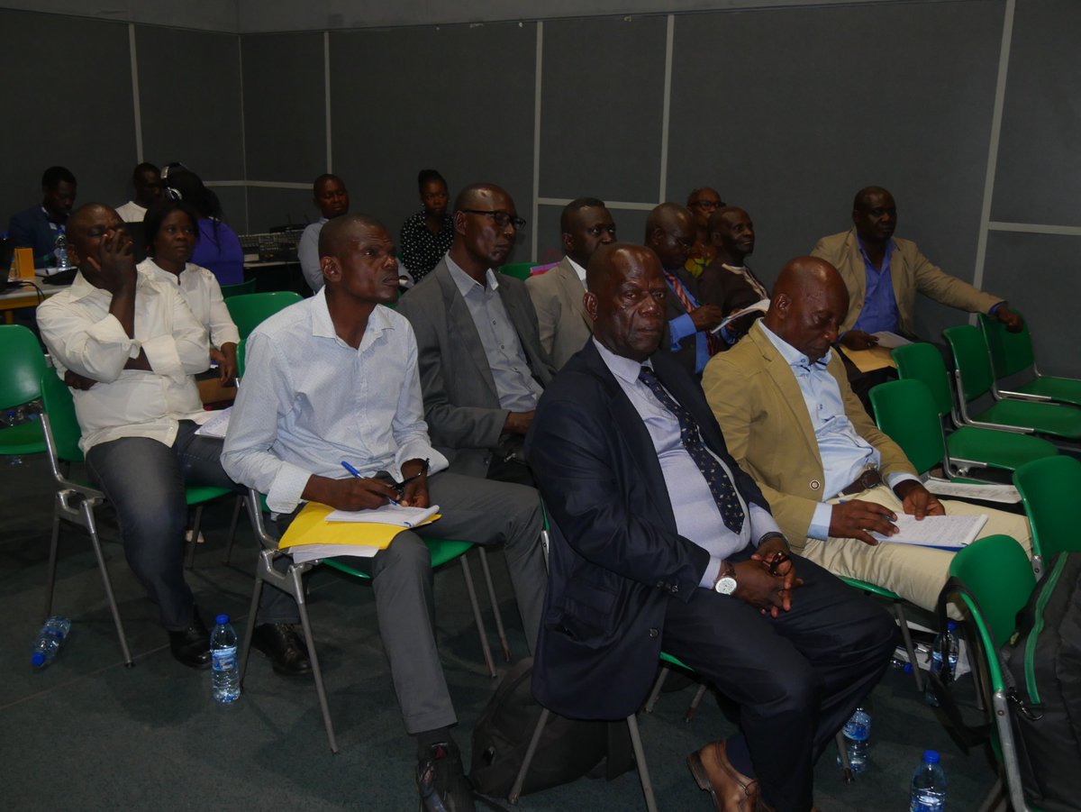 CamuCongo's tweet photo. Le mardi 18 Avril 2023, la Caisse d’assurance maladie universelle (CAMU) a pris part à un atelier organisé par l’observatoire congolais des droits des consommateurs (l’O2CD) à l’Institut Français du Congo  sur le thème « Stratégie et mode de financement de l’assurance maladie ». https://t.co/T1VX7aMHzd