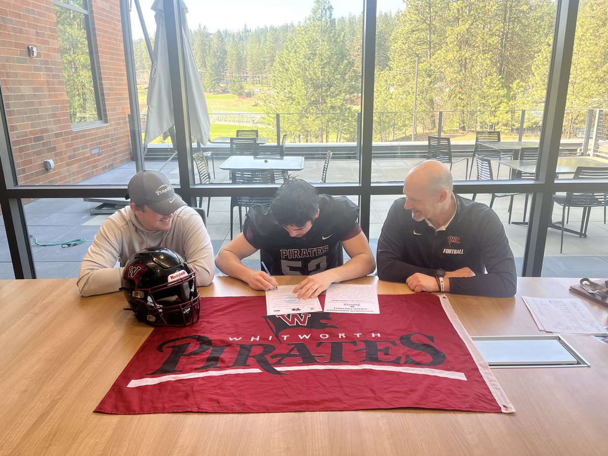 Super excited to announce my commitment to WhitWorth University! 
<a href="/WhitworthFB/">Whitworth FB</a> @rod_sandberg <a href="/ian_kolste/">Ian Kolste</a> <a href="/Pro_Vision_Acad/">ProVisionAcademy</a> <a href="/Micah_Chen/">Micah Chen</a>
