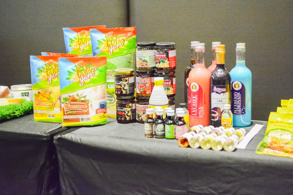 facilitatetrade's tweet image. 💭"𝘐𝘛𝘊'𝘴 𝘤𝘰𝘢𝘤𝘩𝘪𝘯𝘨 𝘸𝘢𝘴 𝘷𝘦𝘳𝘺 𝘩𝘦𝘭𝘱𝘧𝘶𝘭 𝘢𝘯𝘥 𝘸𝘪𝘭𝘭 𝘩𝘦𝘭𝘱 𝘶𝘴 𝘦𝘹𝘱𝘰𝘳𝘵 𝘣𝘦𝘵𝘵𝘦𝘳!" 

⛴️Great to see #MSMEs in #Philippines celebrating #export coaching from @ITCnews. Thanks to #ArisePlus project @DtiPhilippines @PHILEXPORTMNL @EU_Partnerships