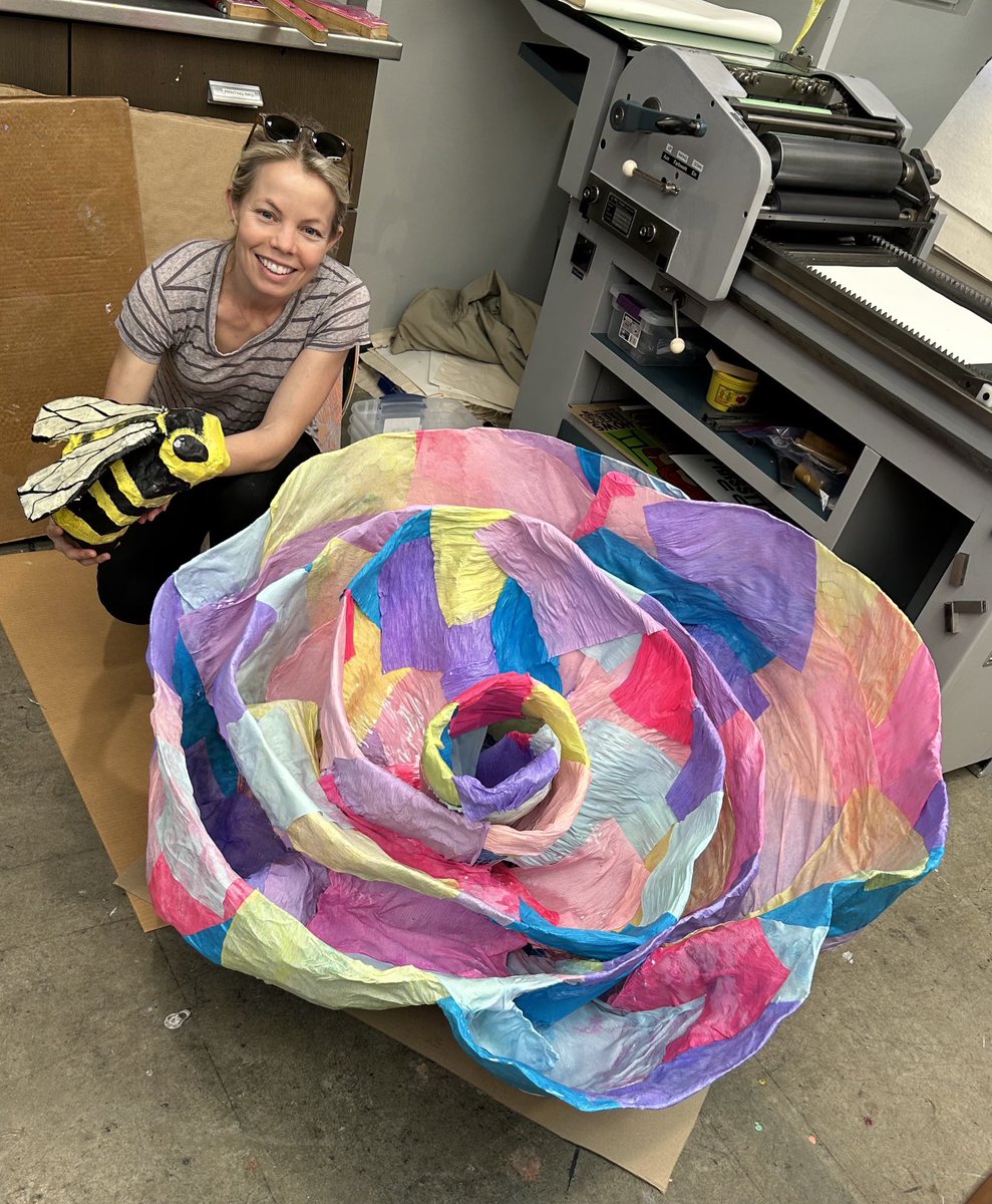 carringtonfox's tweet photo. Artist Melissa Hood and so many other talented painters &amp; sculptors will bee at “BLOOM” themed ⁦@MBA_Endada⁩, Saturday, April 22, 11am to 3pm. Will you 🐝 there too? ⁦⁦@MontgomeryBell⁩ https://t.co/JEcHF4zvdn