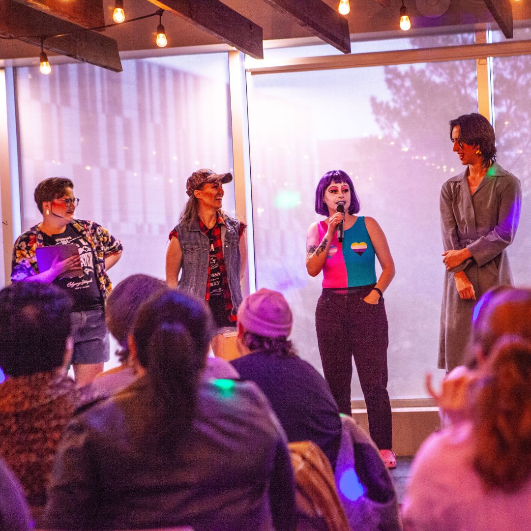 Last Defence Lounge tweet media