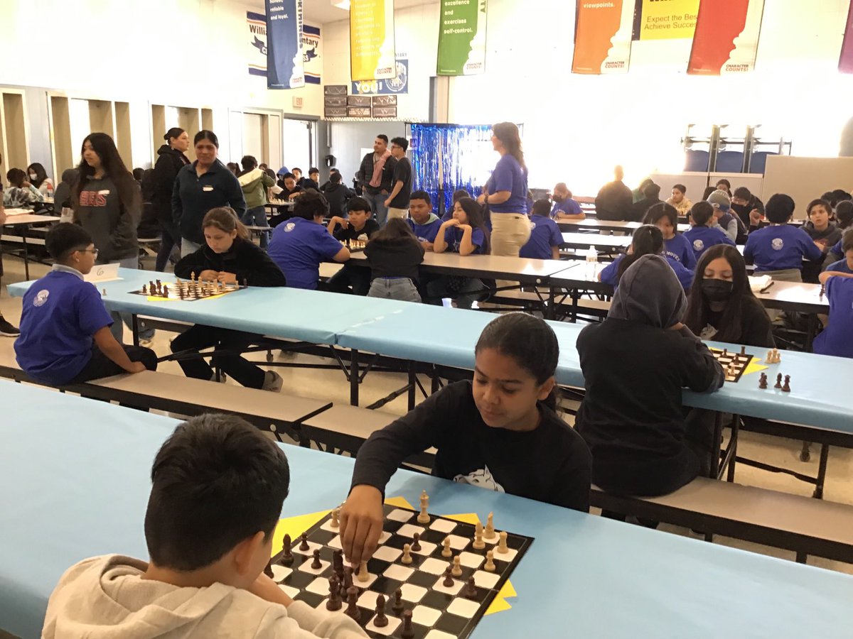 Laura Hernandez tweet media