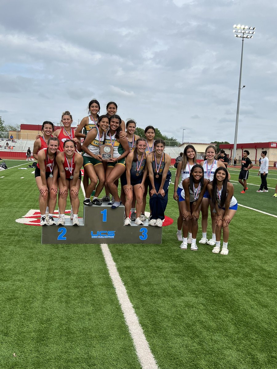 Natalia Track And Field tweet media